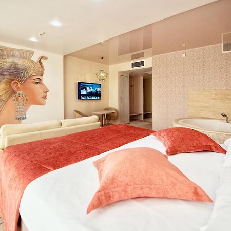 Hotel Palladium オデッサ エクステリア 写真